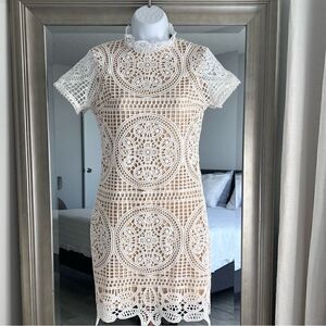 Boohoo - Boutique Sara Crochet Lace Bodycon Dress Ivory USA Size 4.